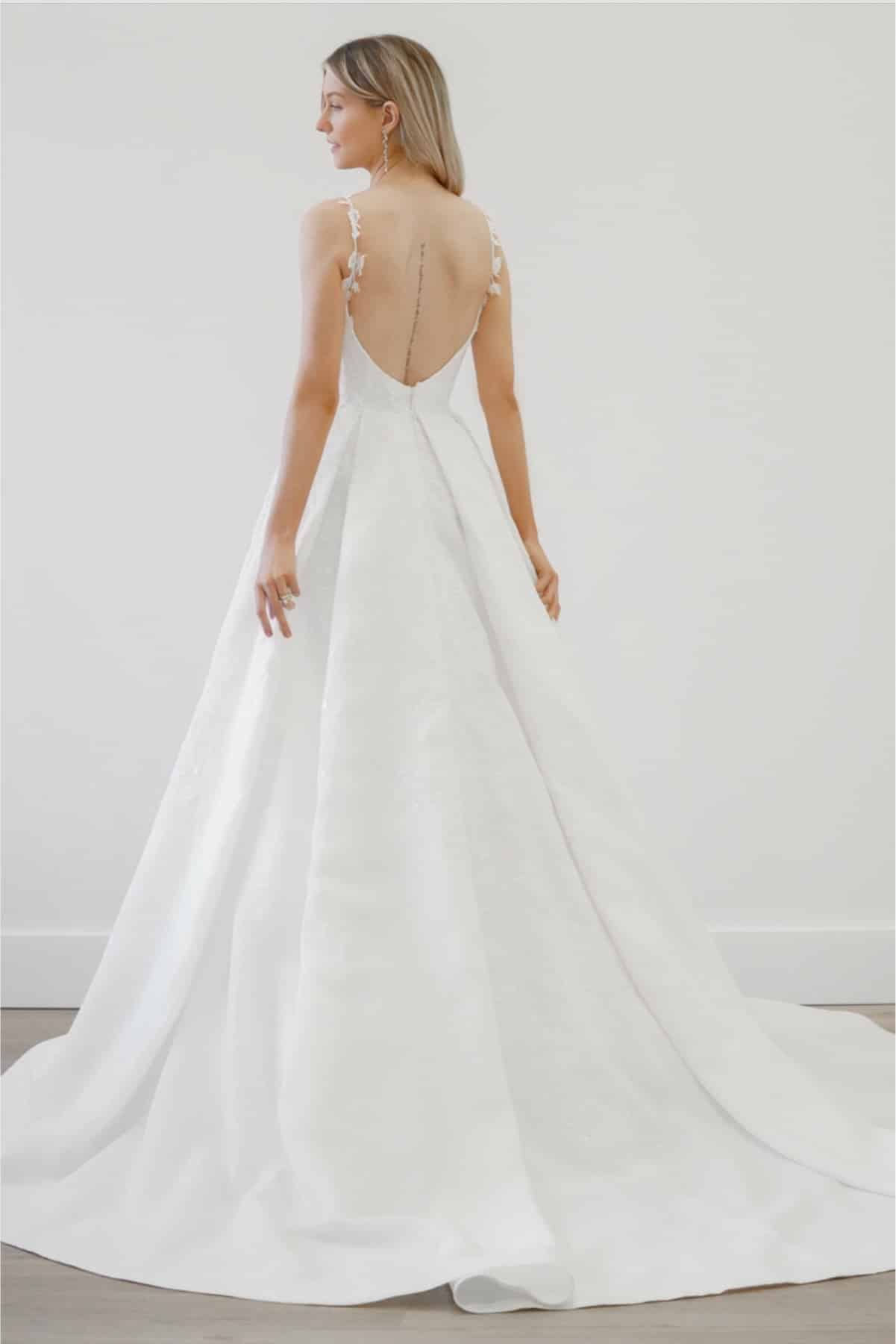 Addison par Watters, créatrice de robes de mariée chez Queen to be
