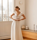 Crepuscule, robe de mariée par Elsa Gary, showroom Queen to be à Bruxelles