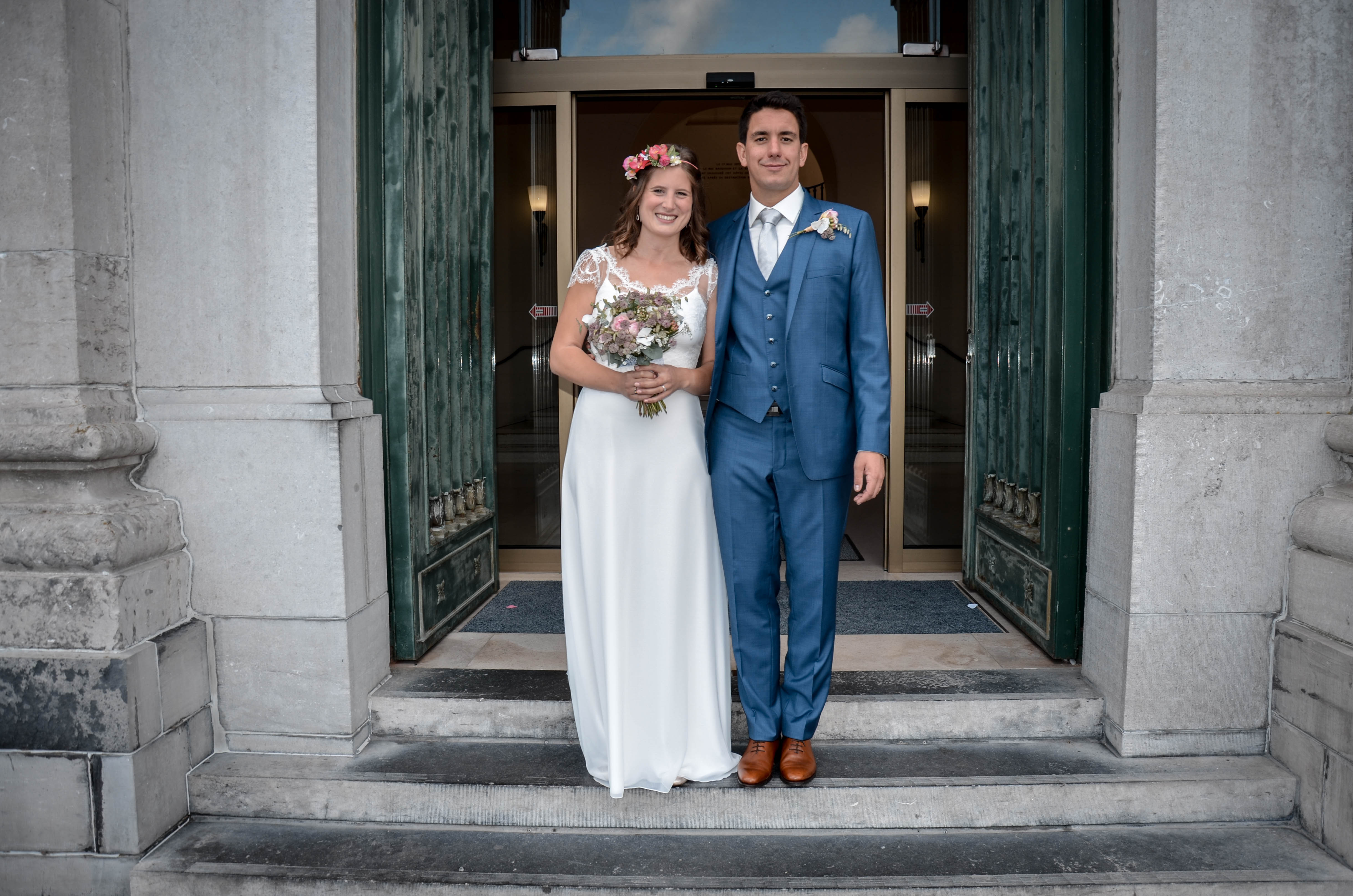 Mariage en robe de mariée de chez Queen to be à Bruxelles