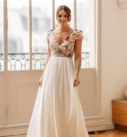 Fleur de Printemps, robe de mariée par Elsa Gary, showroom Queen to be à Bruxelles