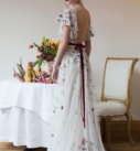 Heartleaf Color par Watters, créatrice de robes de mariée chez Queen to be