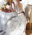 Heartleaf Color par Watters, créatrice de robes de mariée chez Queen to be