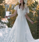 Heartleaf, robe de mariée Watters, showroom Queen to be
