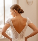 Rosée du Matin, robe de mariée par Elsa Gary, showroom Queen to be à Bruxelles