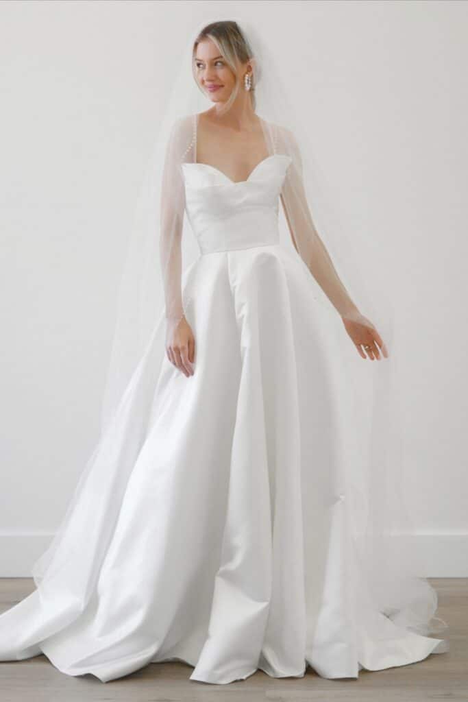 Wonder par Watters, créatrice de robes de mariée chez Queen to be