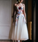 Lolite, robe de mariée par Elsa Gary, showroom Queen to be à Bruxelles