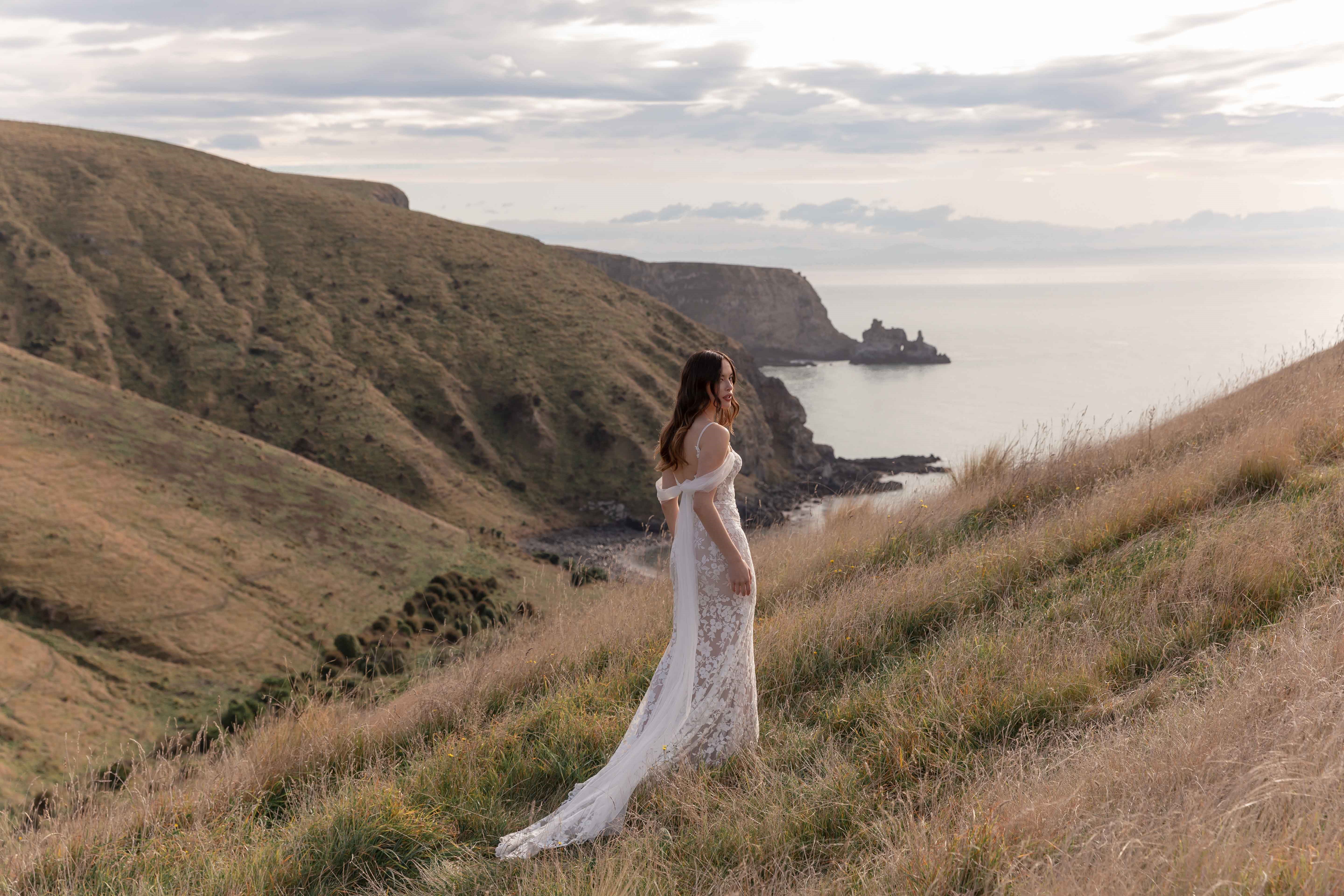 Kendall, robe de mariée Madi Lane, showroom Queen to be