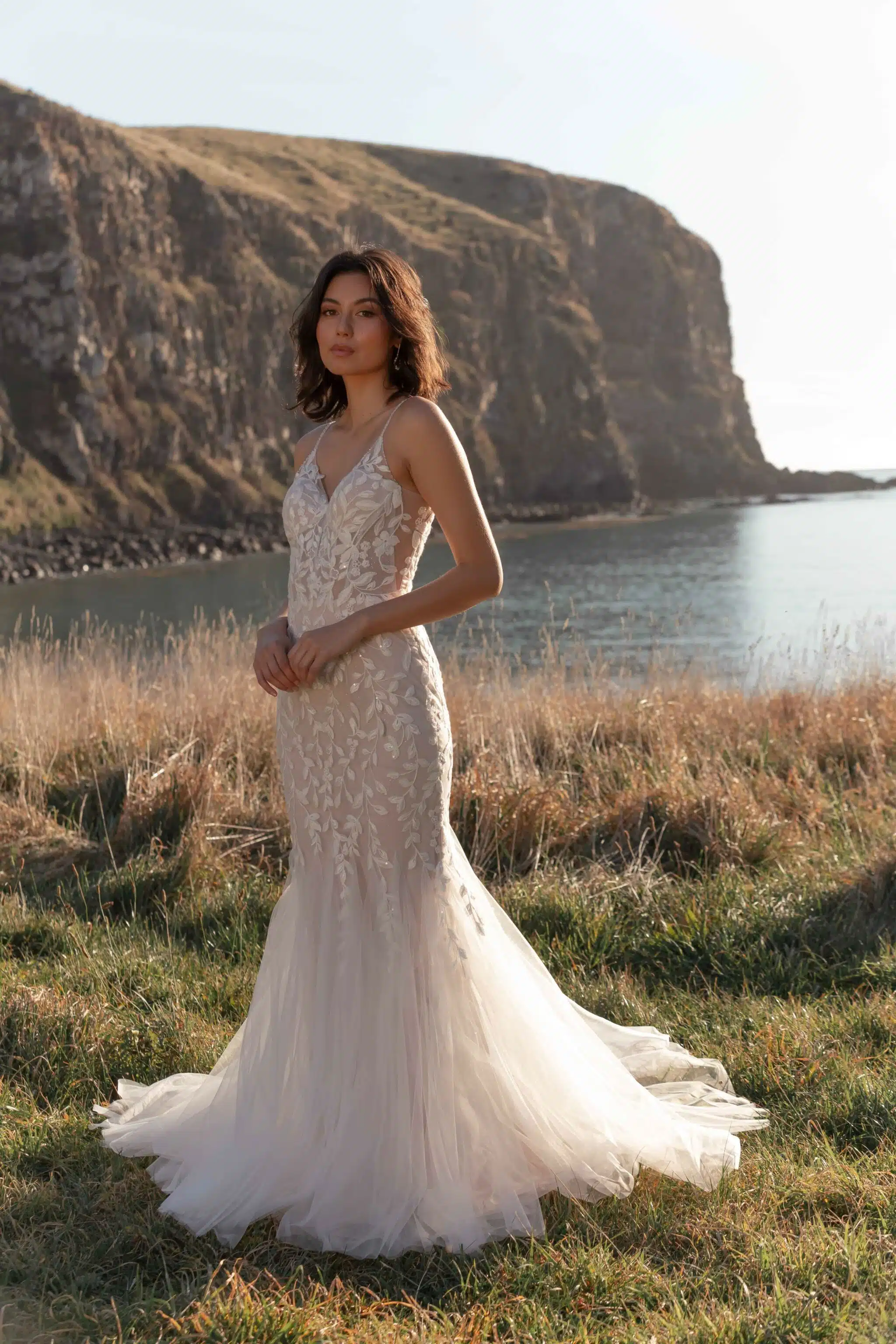 Kiana, robe de mariée Madi Lane, showroom Queen to be