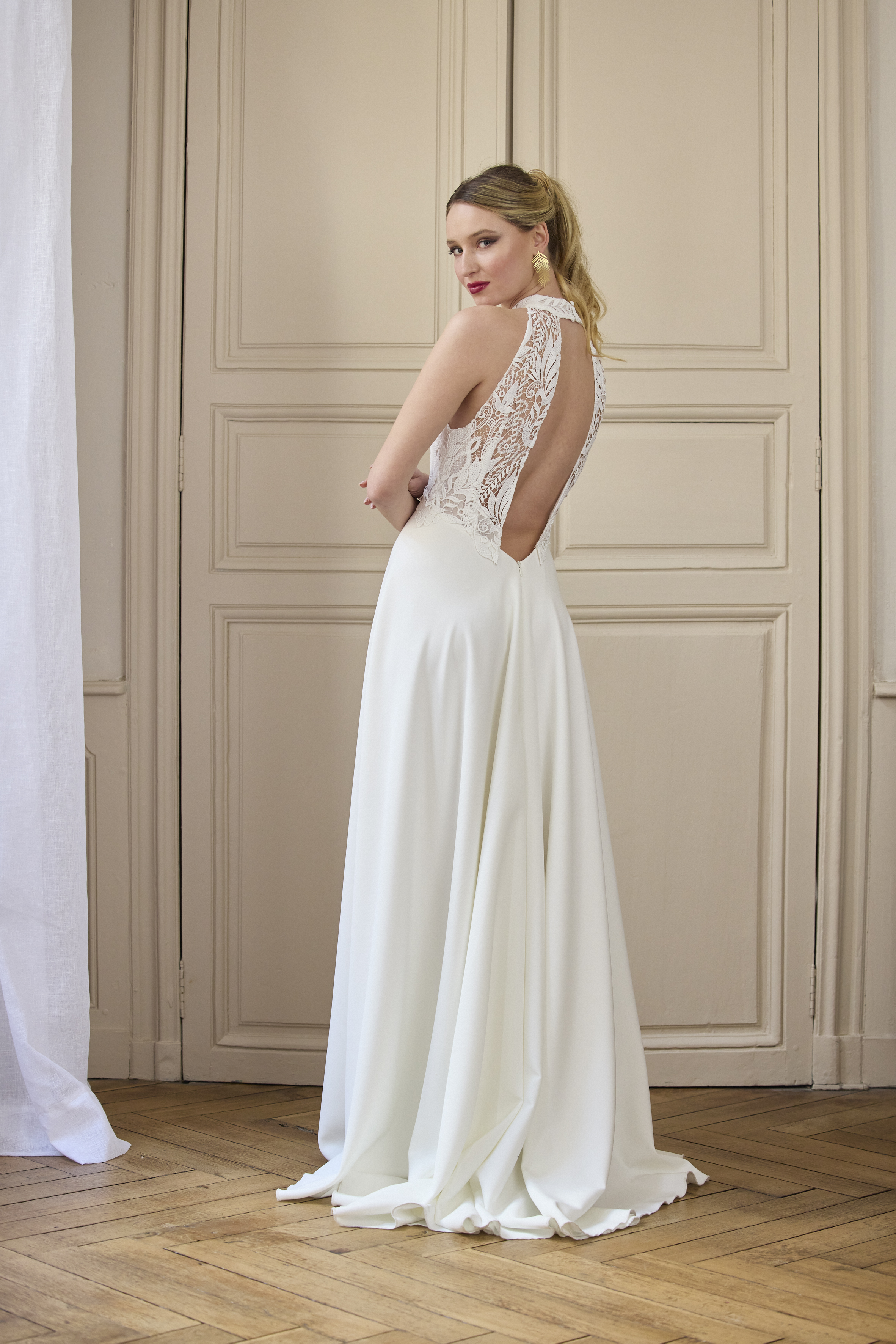 Désirée, robe de mariée Elsa Gary, showroom Queen to be