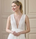 Vénus, robe de mariée par Elsa Gary, showroom Queen to be à Bruxelles
