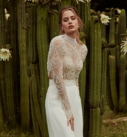 Alexis, robe de mariée Catherine Deane, au showroom Queen to be
