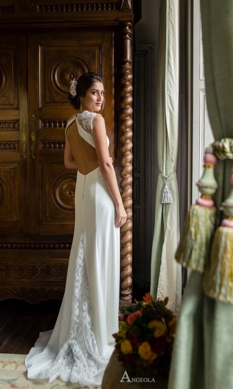 Angeola, créatrice de robes de mariée chez Queen to be