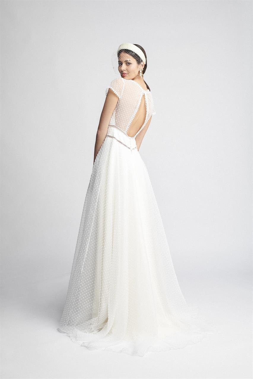 La Nuit Magique, robe de mariée Marylise, au showroom Queen to be