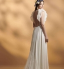 Nacre, robe de mariée Rembo Styling, au showroom Queen to be