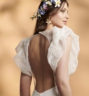 Nacre, robe de mariée Rembo Styling, au showroom Queen to be