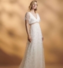 Nature, robe de mariée Rembo Styling, au showroom Queen to be