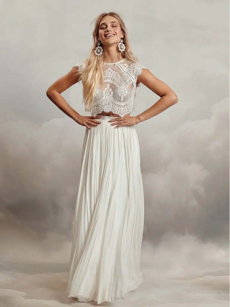 Anika, robe de mariée Catherine Deane, au showroom Queen to be