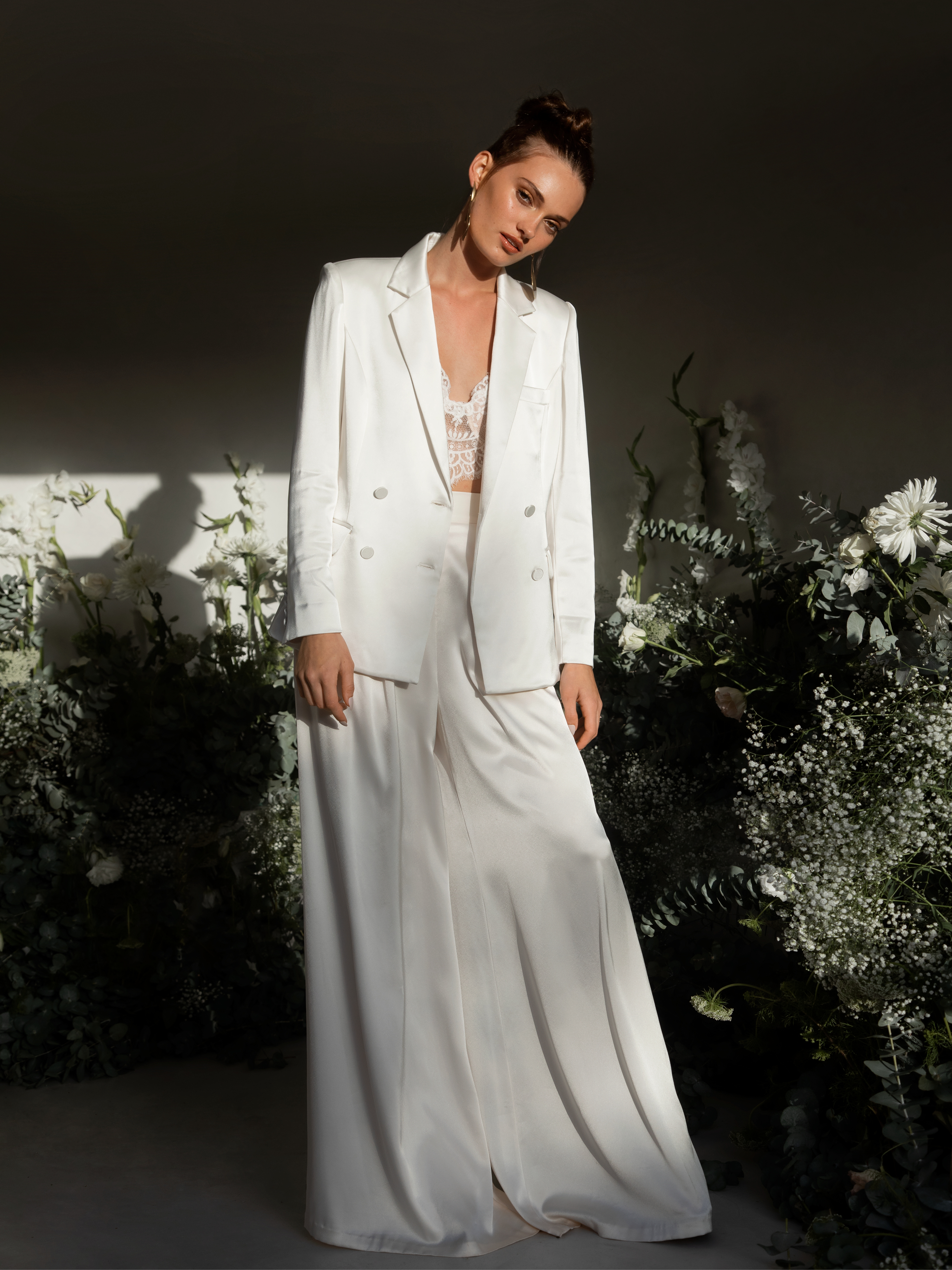 Aurelia Trouser & Zayna Blazer, robe de mariée Catherine Deane, au showroom Queen to be