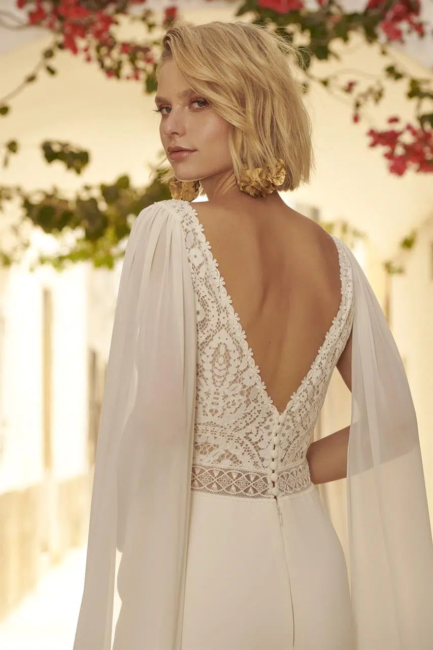 Vivianne, robe de mariée Marylise, au showroom Queen to be