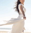Venus, robe de mariée par Angeola, showroom Queen to be