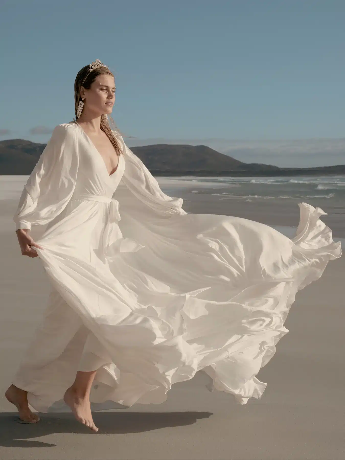 Mia, par Catherine Deane, créatrice de robes de mariée chez Queen to be Mia, par Catherine Deane, créatrice de robes de mariée chez Queen to be