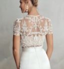 Diora Topper, robe de mariée Catherine Deane, au showroom Queen to be