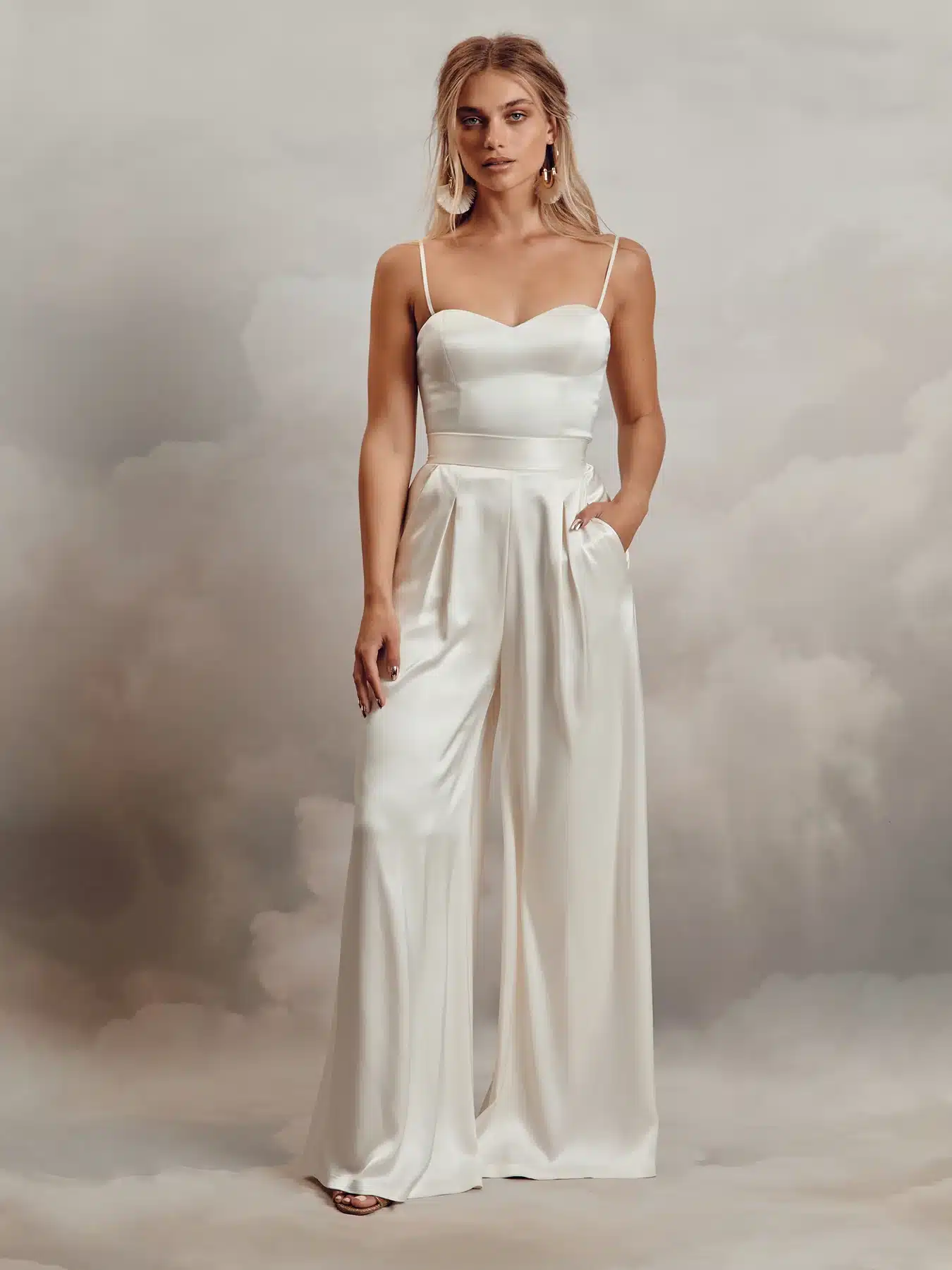Aurelia, robe de mariée Catherine Deane, au showroom Queen to be