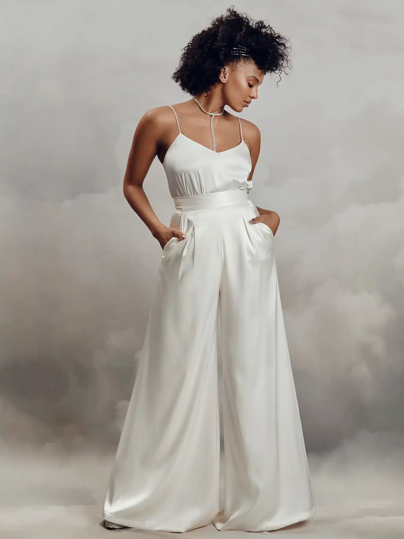 Aurelia, robe de mariée Catherine Deane, au showroom Queen to be