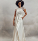 Monique, par Catherine Deane, créatrice de robes de mariée chez Queen to be