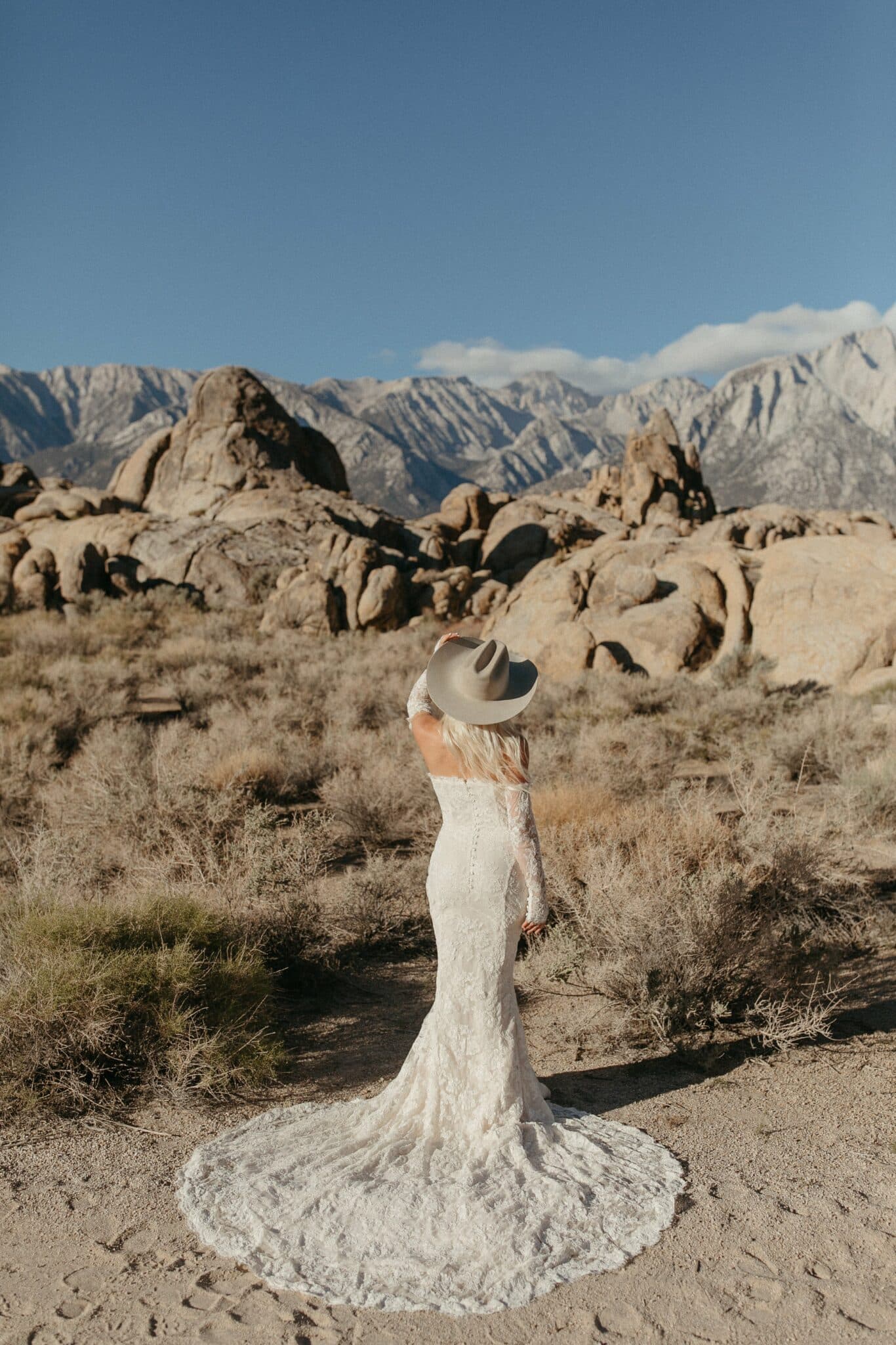 Ren par Daughters of Simone, créatrice de robe de mariée