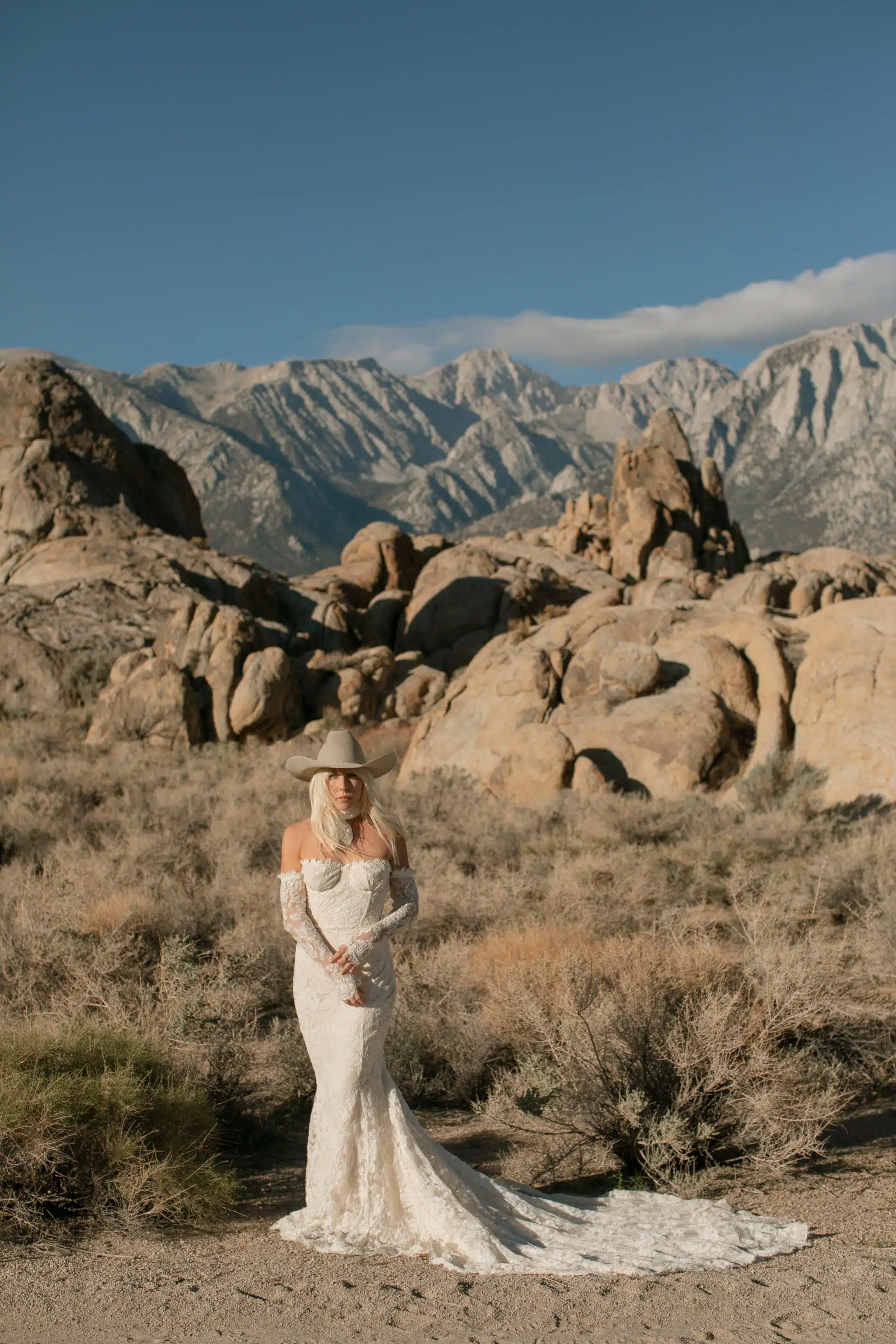 Ren par Daughters of Simone, créatrice de robe de mariée