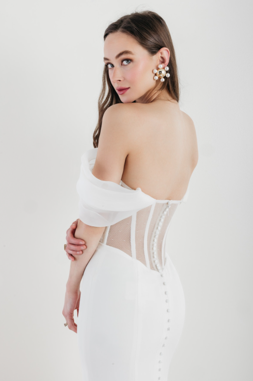Amita by Watters 4 Amita, robe de mariée sièrene par Watters
