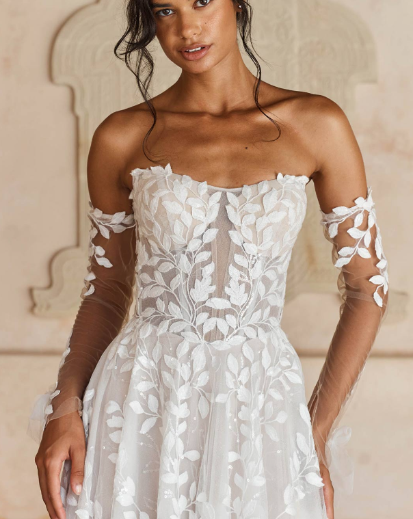 Laiya Madi Lane, disponible chez Queen to Be