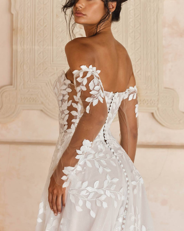 Laiya Madi Lane, disponible chez Queen to Be