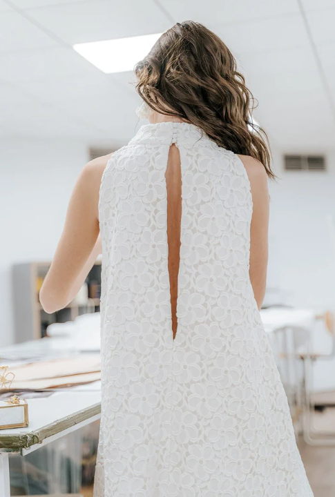 Robe courte l'Insolente de l'Amusée Paris.