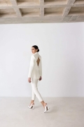 Amelia Jacket, robe de mariée minimaliste, pas chère, de la créatrice Grecque Annadi